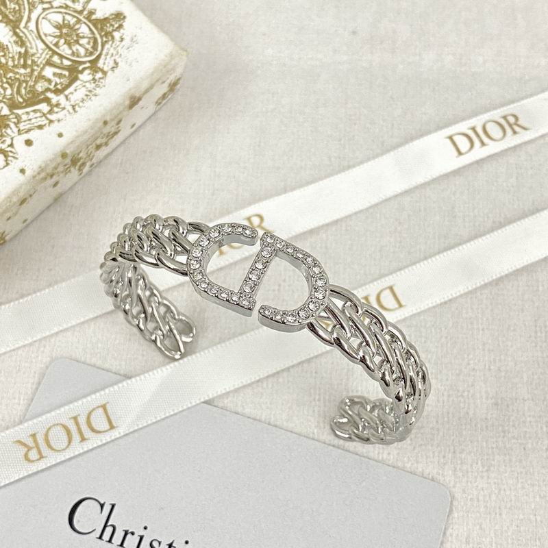 Dior Bracelet 08yxq01 (6)