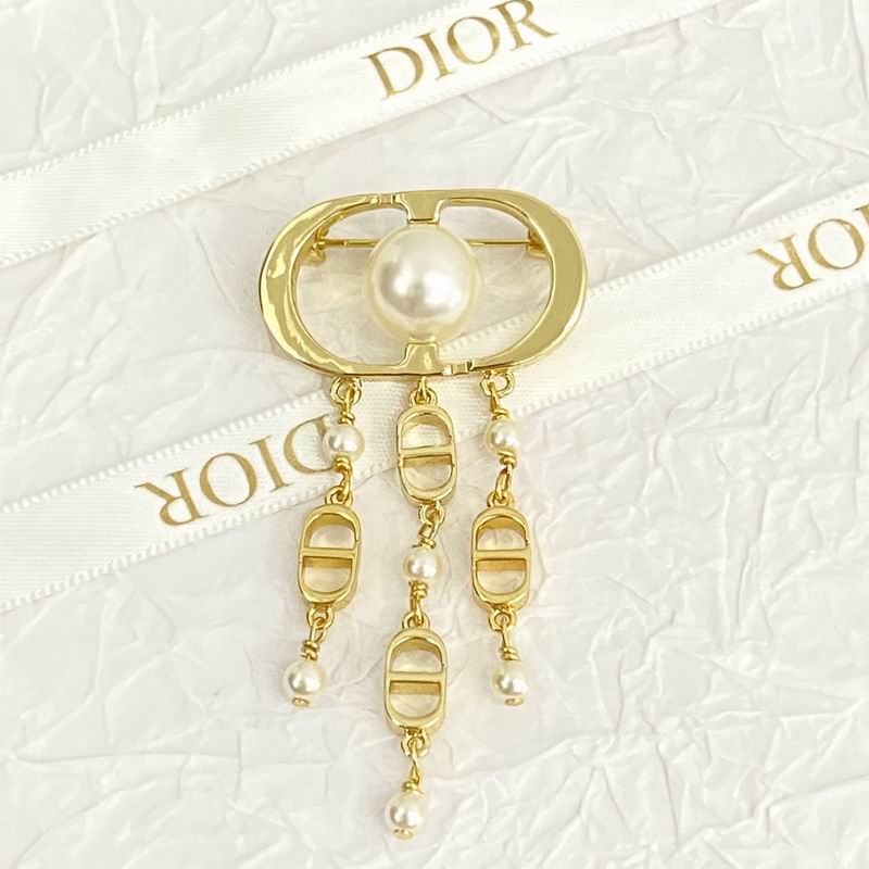 Dior Brooch 08yxq01 (7)