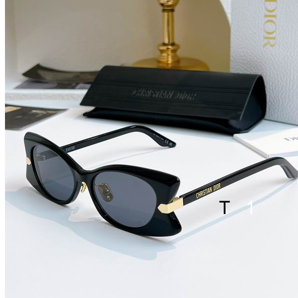 Dior Butter53 21-145 a01