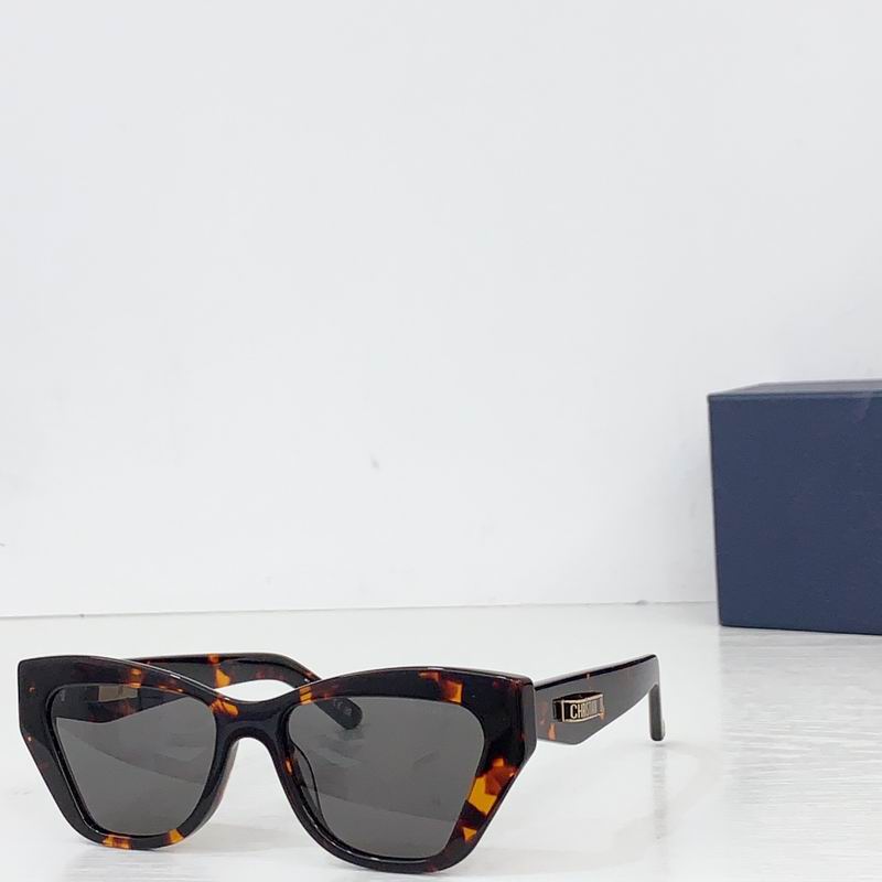 Dior CDiorB6l 56 16 140 b01