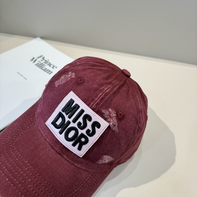 Dior Cap (301)