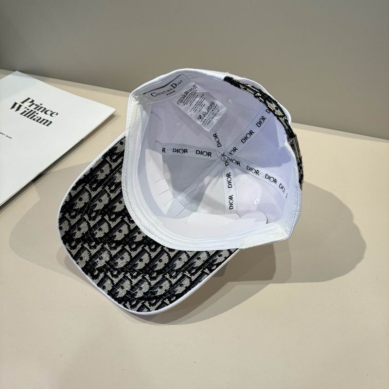 Dior Cap (422)