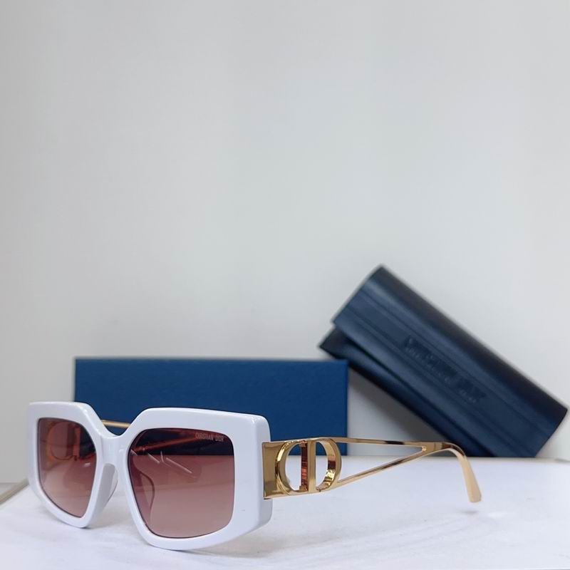 Dior DSGTA52U 55 18 138 g03