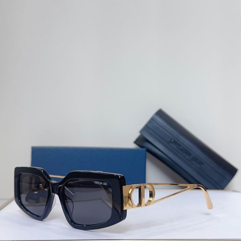 Dior DSGTA52U 55 18 138 g04