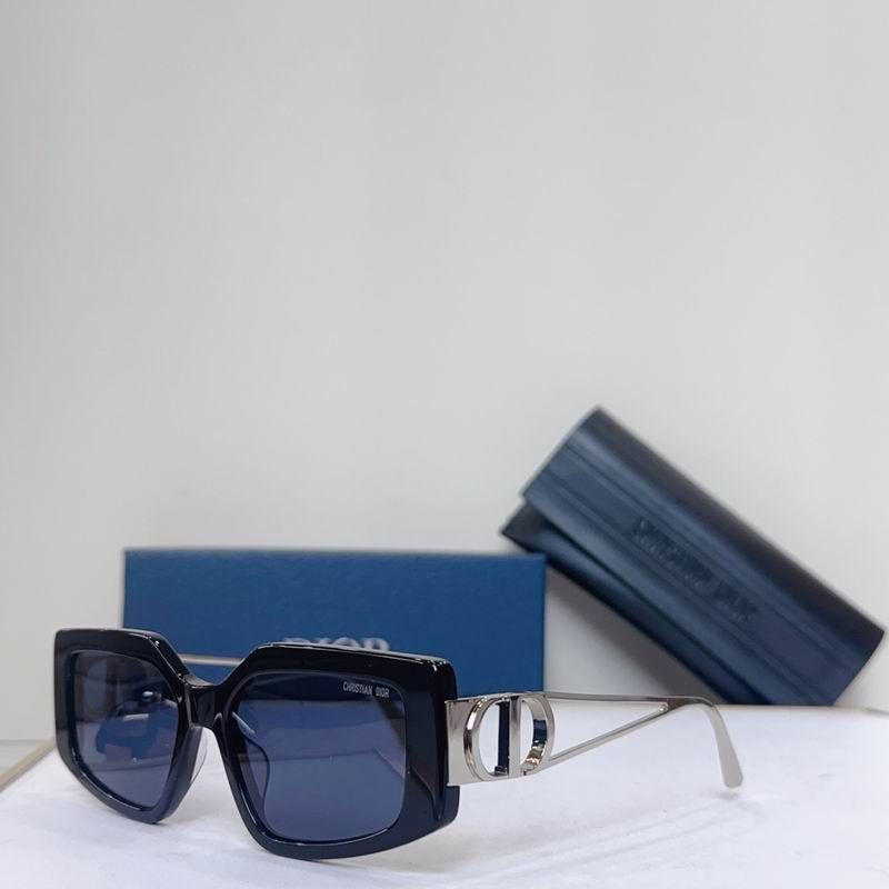 Dior DSGTA52U 55 18 138 g05