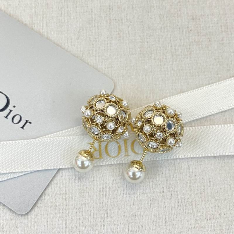 Dior Earring 08yxq18 (3)