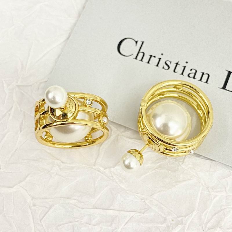 Dior Earring 09yxq07 (5)