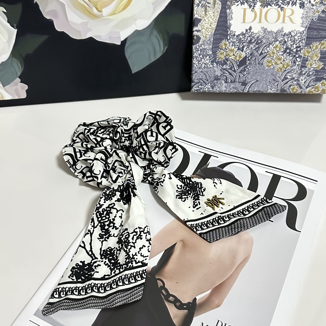 Dior Hairband (5)