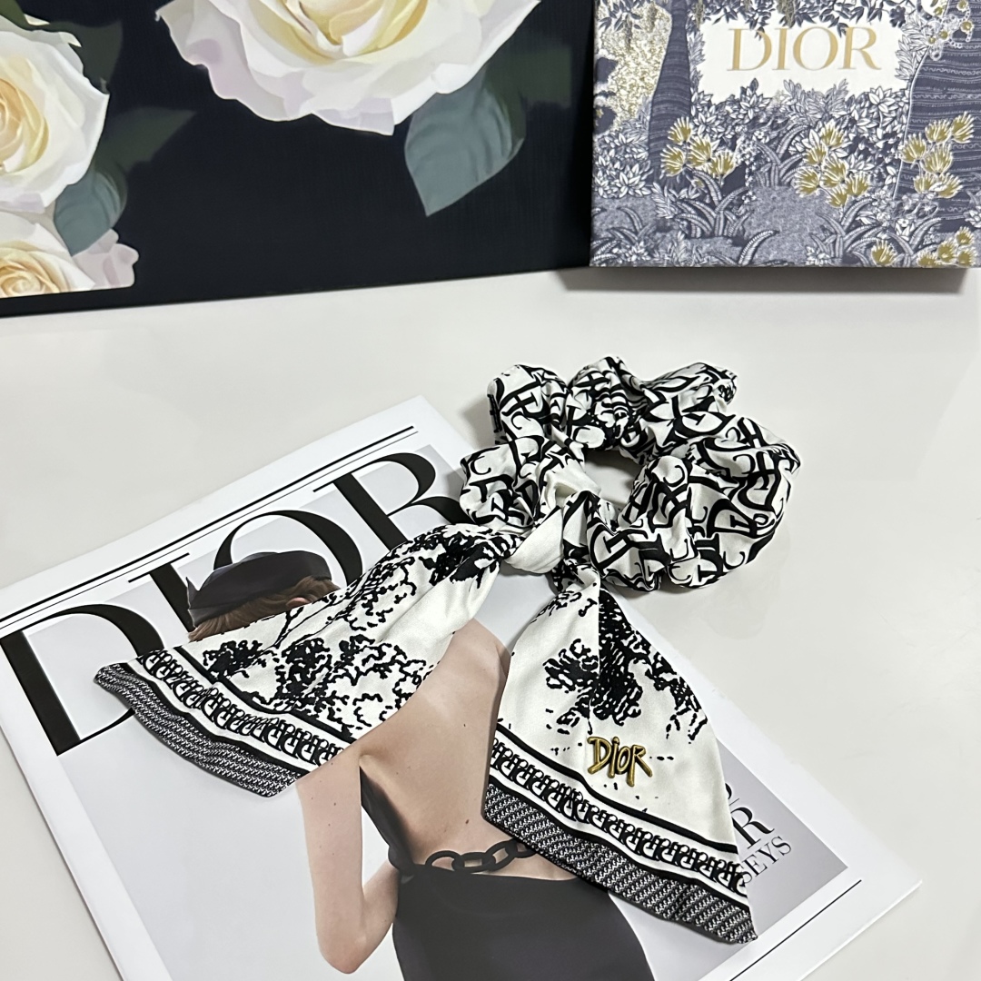 Dior Hairband (6)
