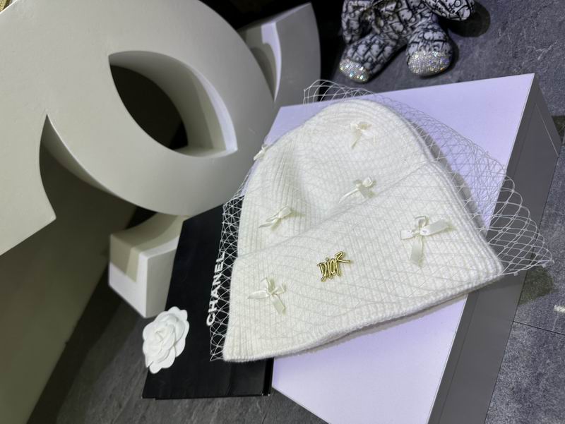 Dior Hat dx (1743)
