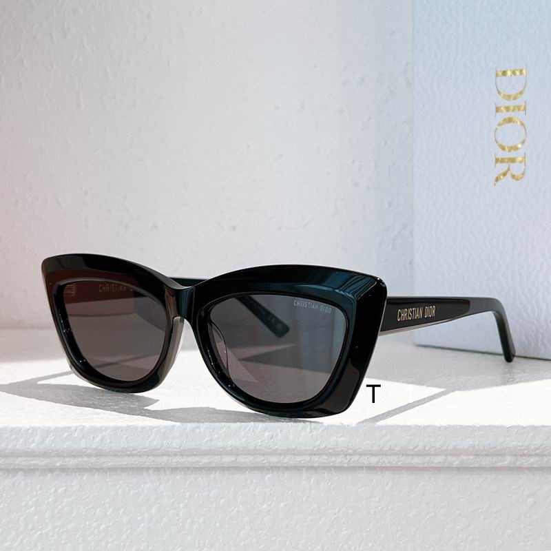 Dior Midnight 55 17-145 A01