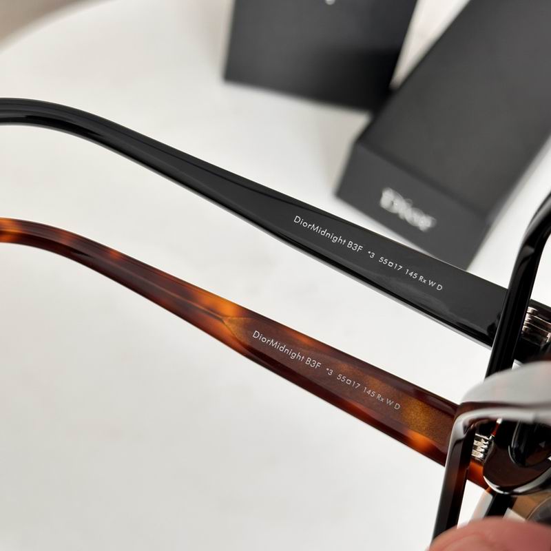 Dior Midnight 55 17-145 e07