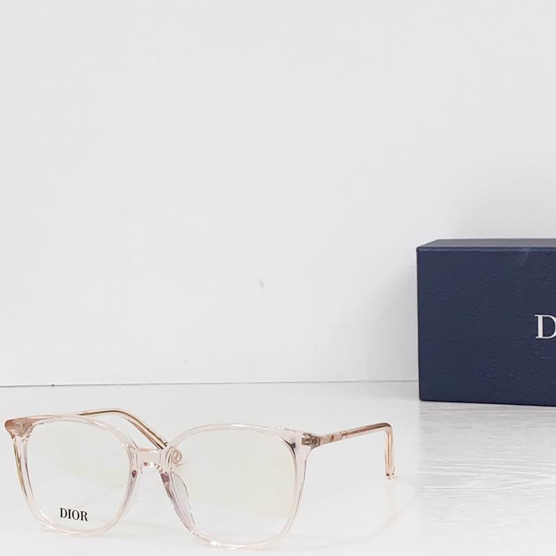 Dior MiniCD 53 16 140 b 01