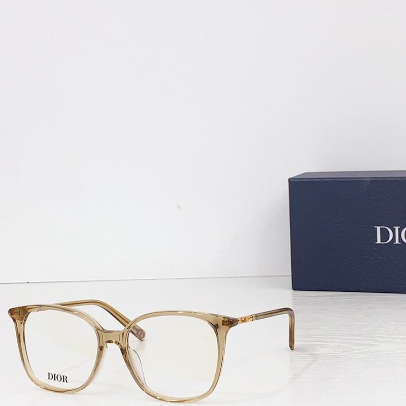 Dior MiniCD 53 16 140 b 07
