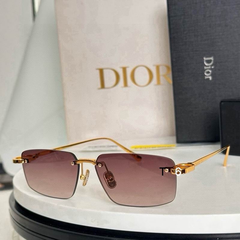 Dior S4U 59 14-135 e06