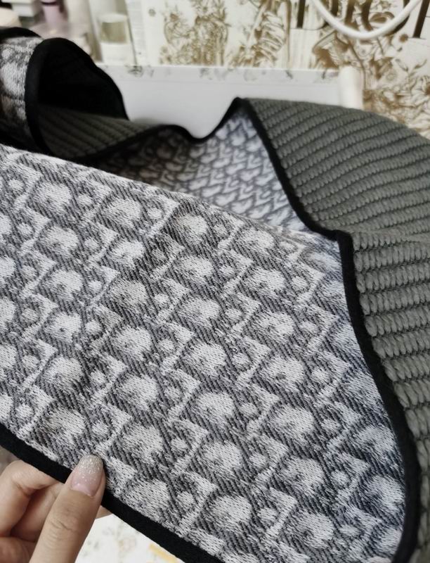 Dior Scarf 40X200cm E20 (3)