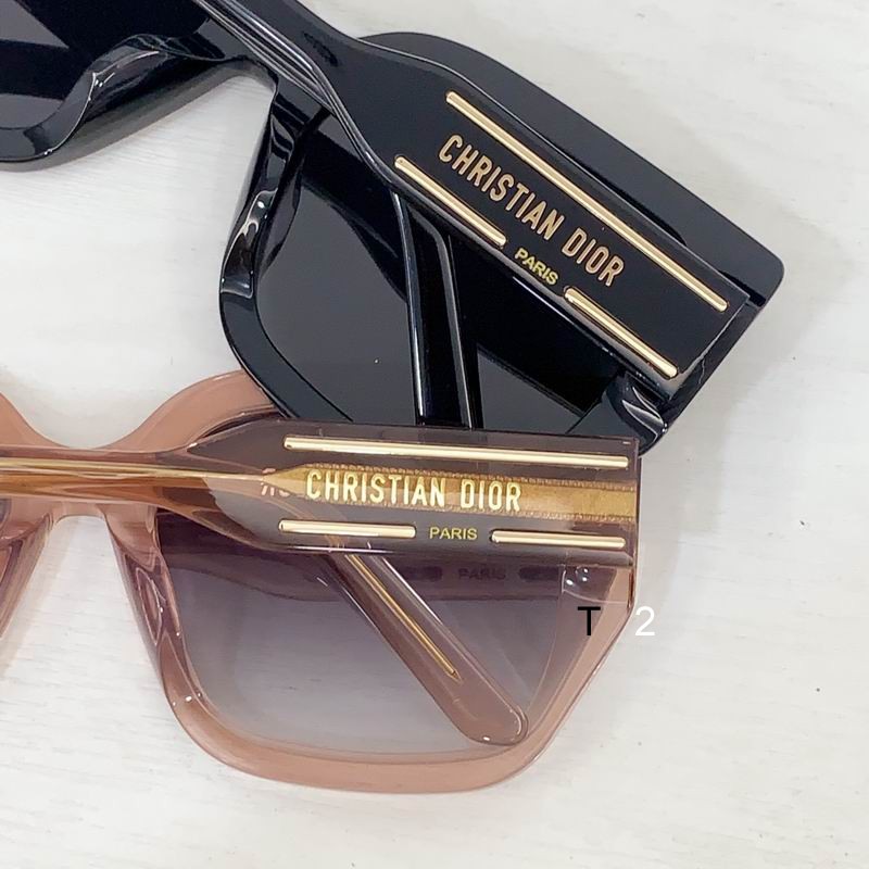 Dior Signatu 66 16-140 b07