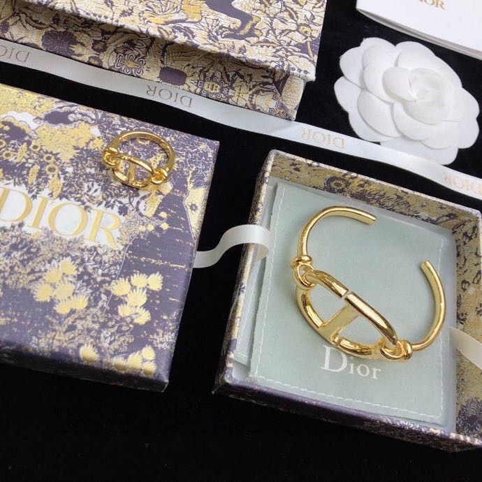 Dior Suits 07yxh01 (3)