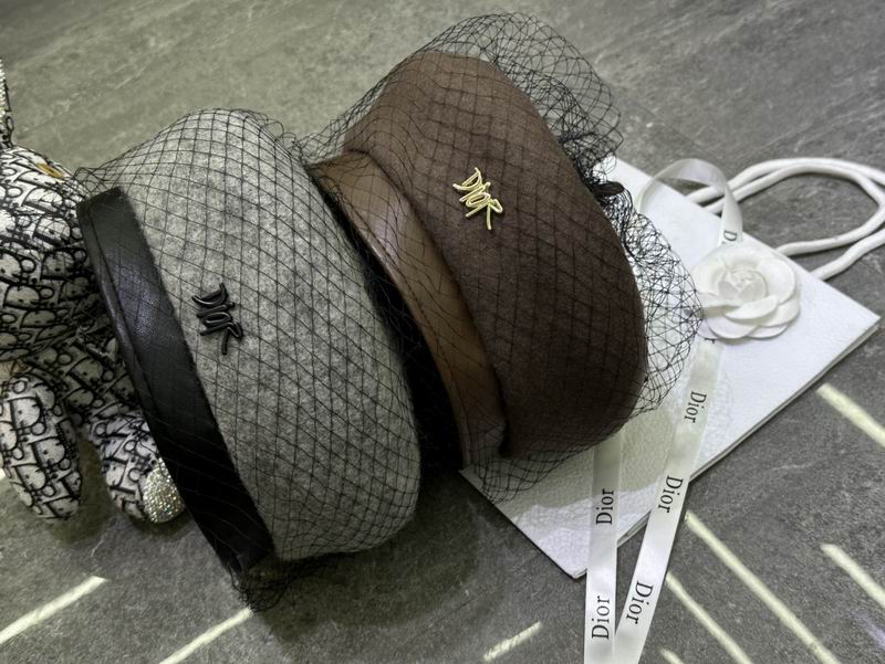 Dior beret dx (122)