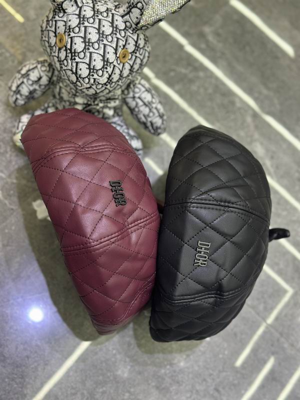 Dior beret dx (289)