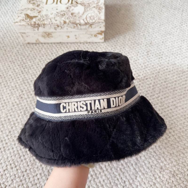 Dior hat (1135)