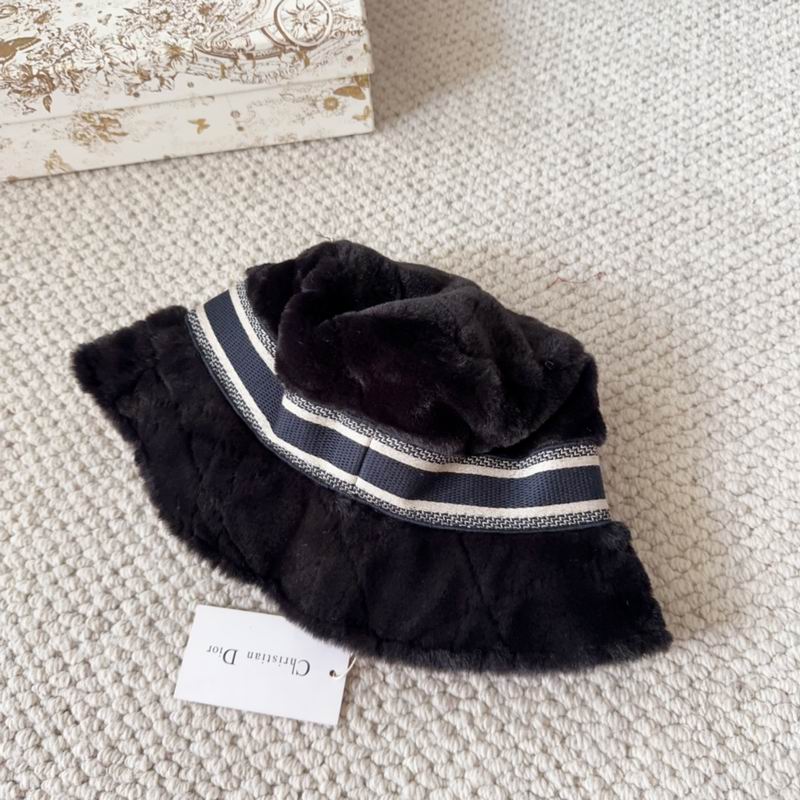 Dior hat (1136)