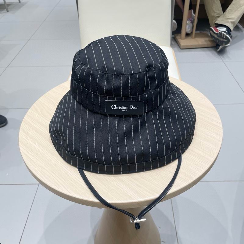 Dior hat (813)