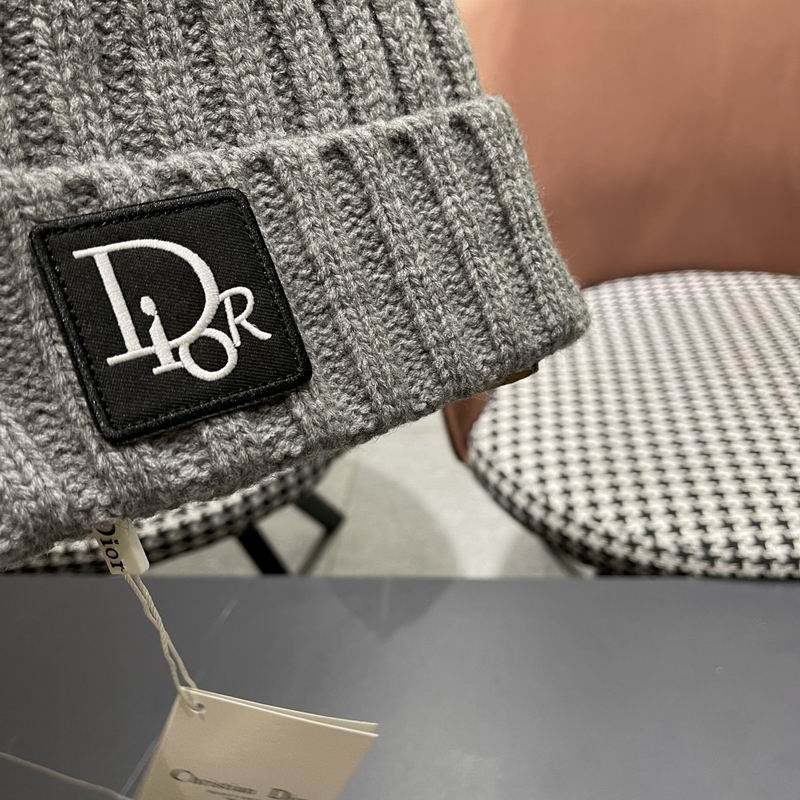 Dior hat (945)