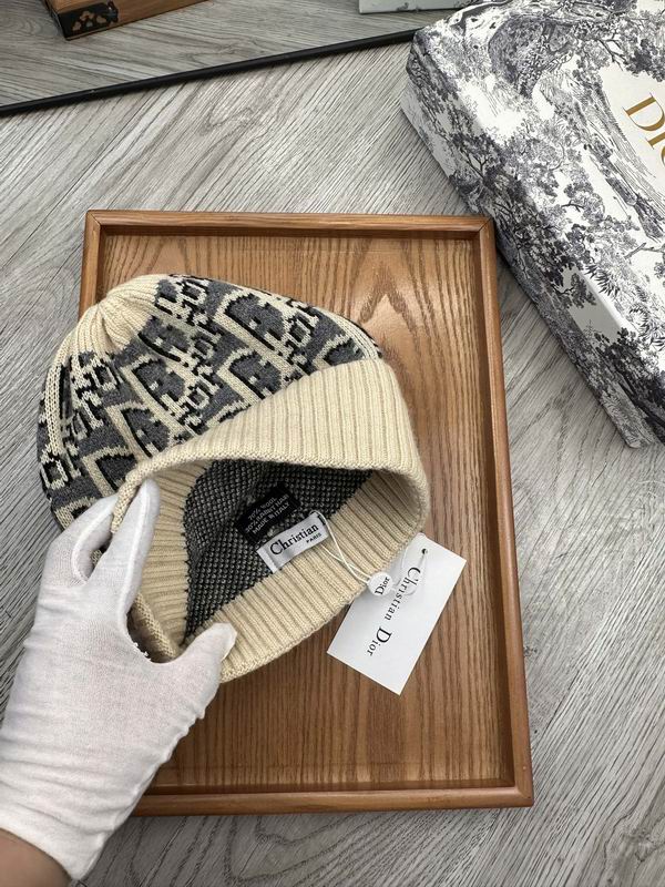 Dior hat dx (777)