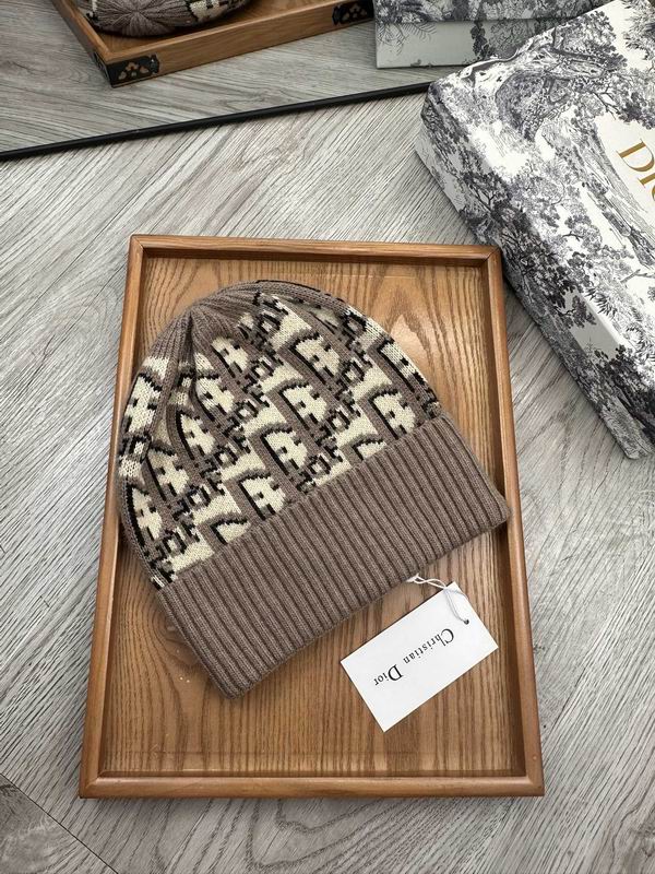 Dior hat dx (790)