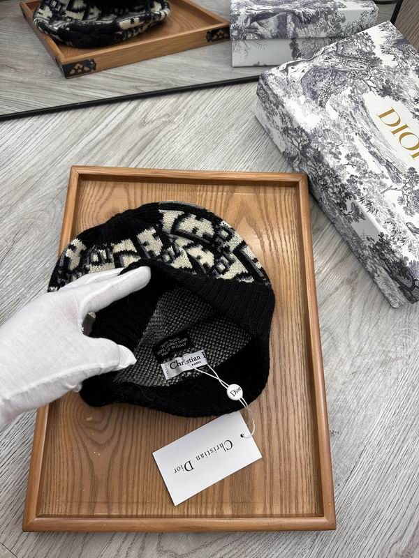Dior hat dx (795)