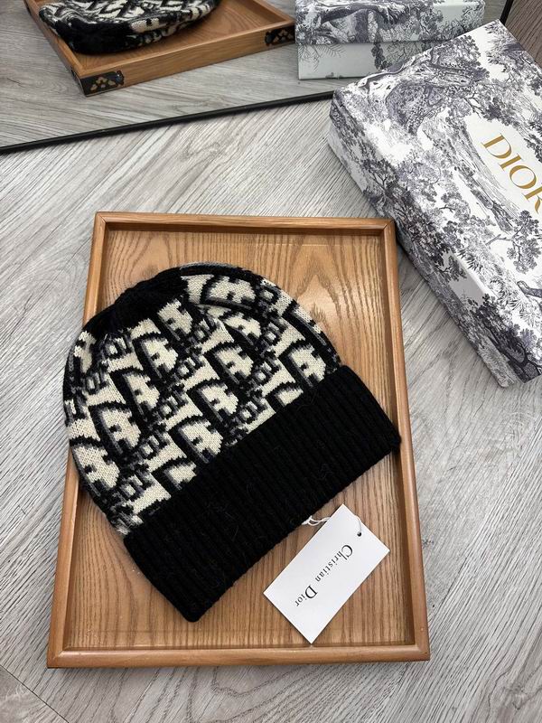 Dior hat dx (799)
