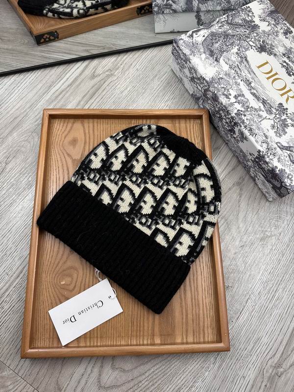 Dior hat dx (800)
