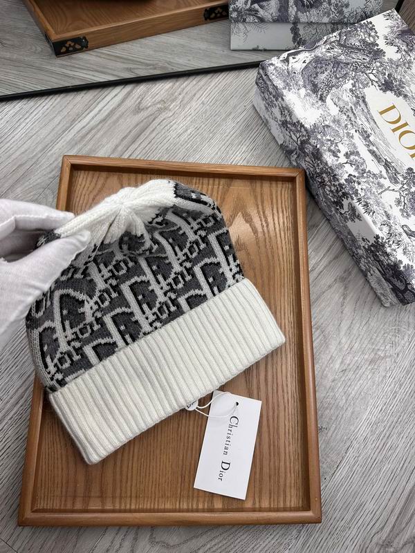 Dior hat dx (807)