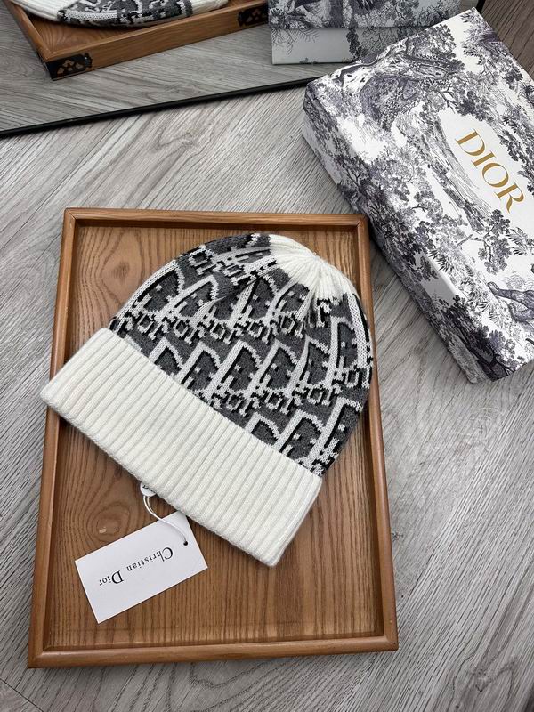 Dior hat dx (809)