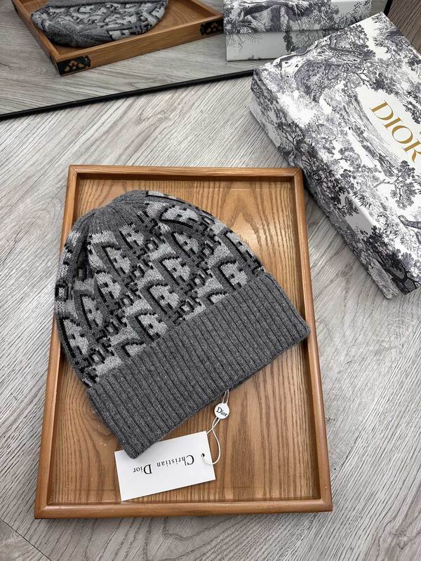 Dior hat dx (817)