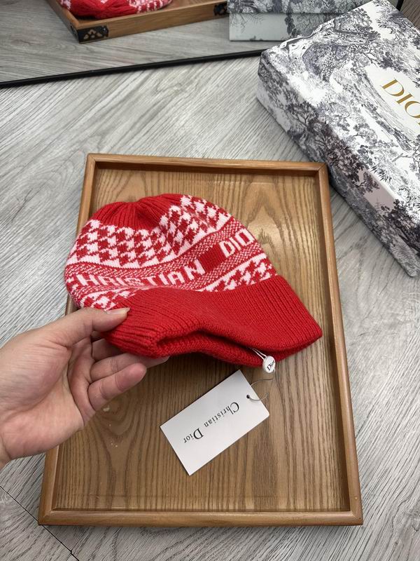 Dior hat dx (823)