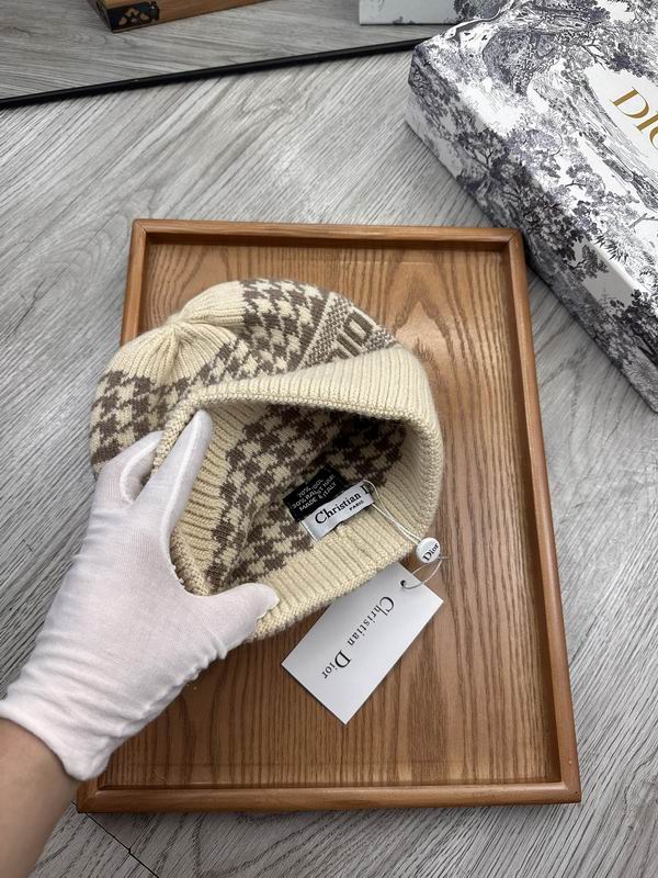 Dior hat dx (831)