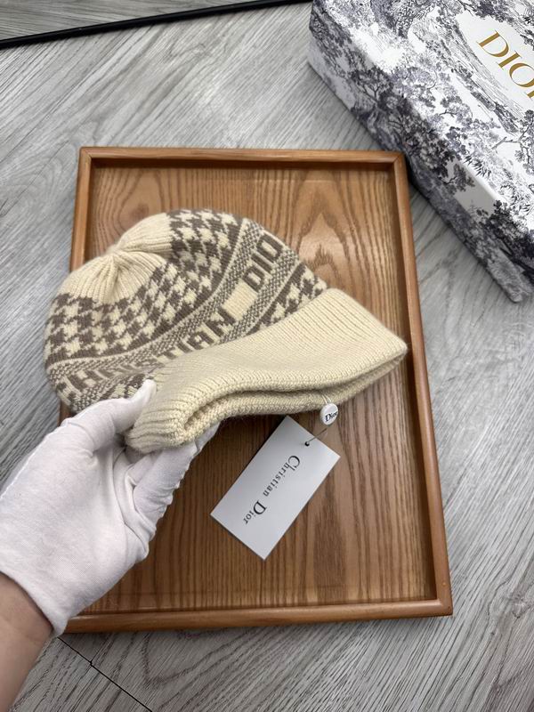 Dior hat dx (832)