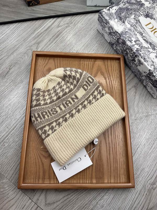 Dior hat dx (835)