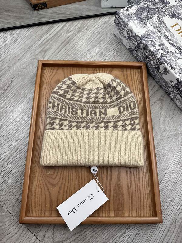 Dior hat dx (837)