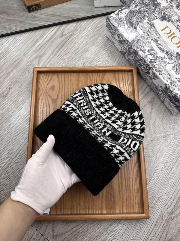 Dior hat dx (842)