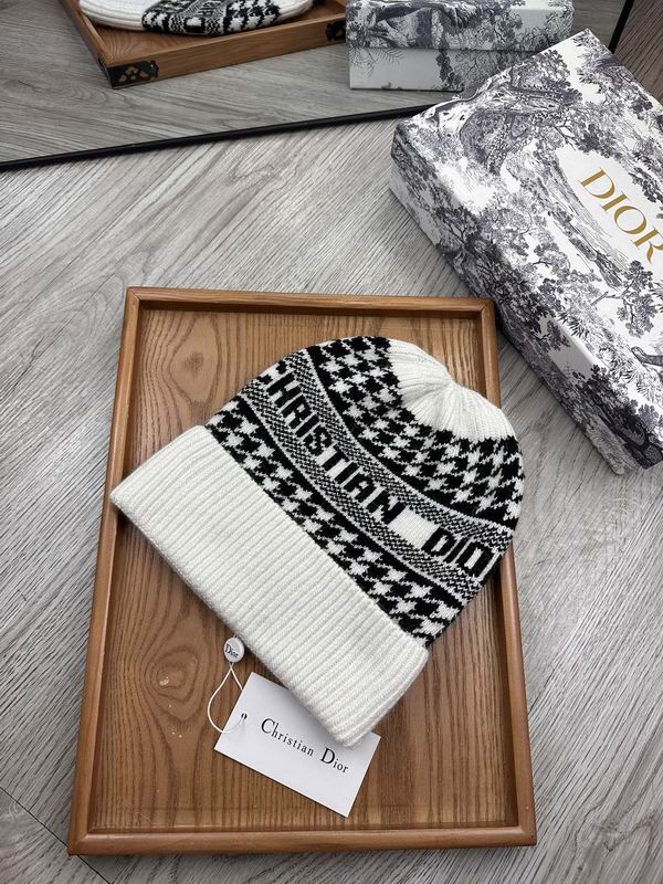 Dior hat dx (854)