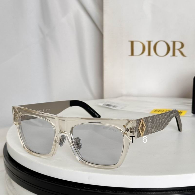 Dior mondS8F 55 18-145 e02