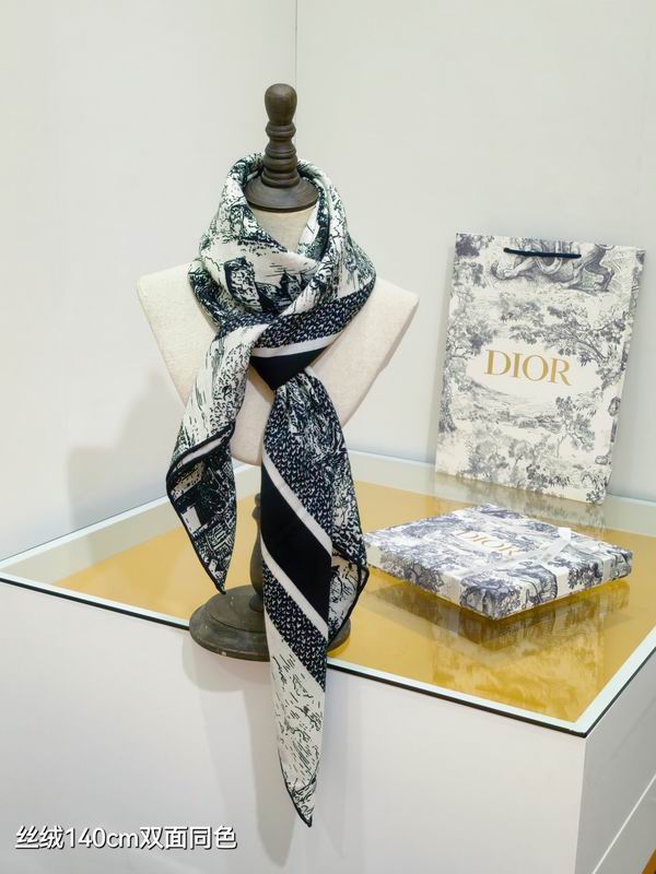 Dior scarf 140X140cm 70%羊绒 30%真丝 E05 (10)