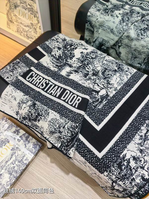 Dior scarf 140X140cm 70%羊绒 30%真丝 E05 (13)
