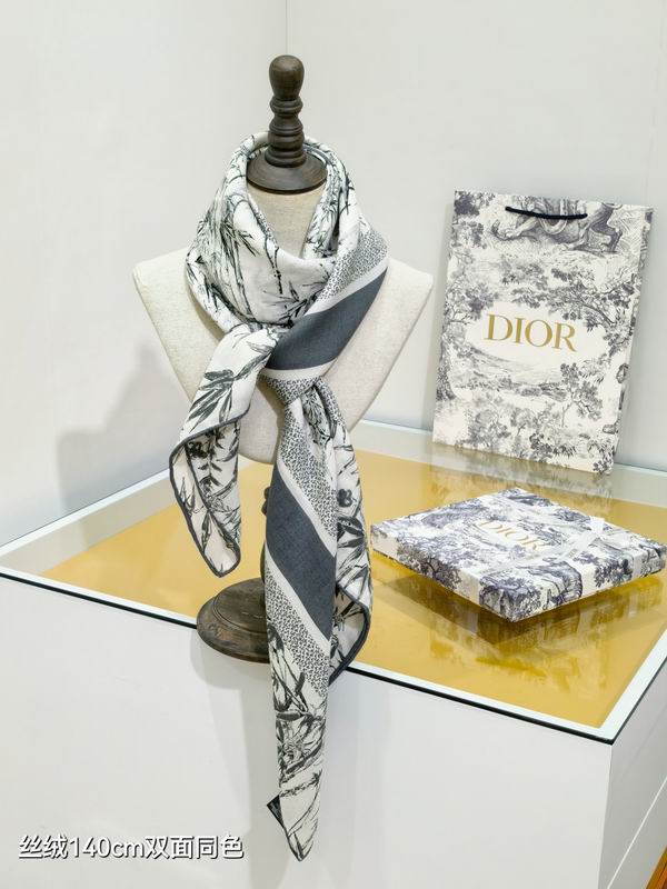 Dior scarf 140X140cm 70%羊绒30%真丝 E04 (10)