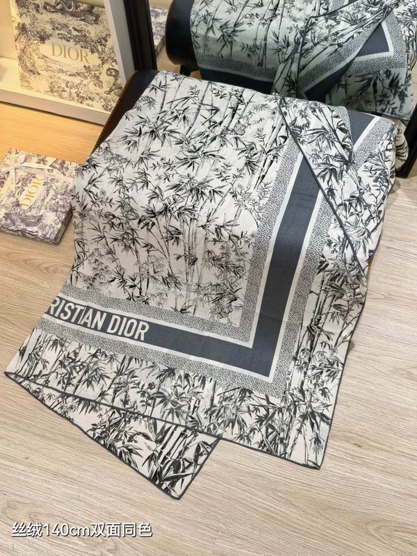 Dior scarf 140X140cm 70%羊绒30%真丝 E04 (14)