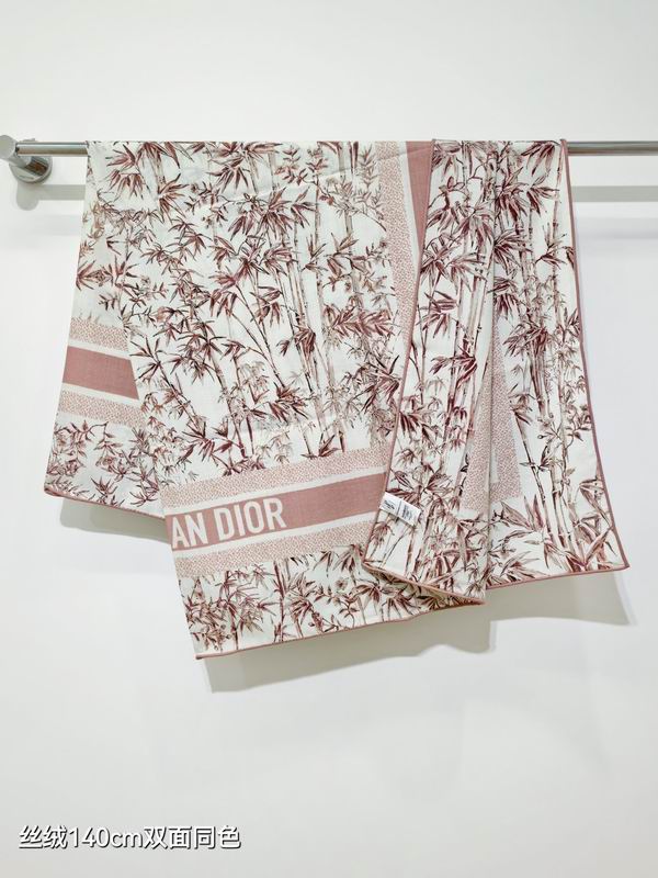 Dior scarf 140X140cm 70%羊绒30%真丝 E04 (19)