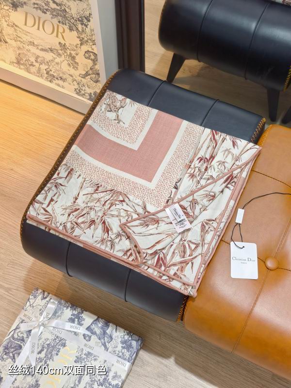 Dior scarf 140X140cm 70%羊绒30%真丝 E04 (23)